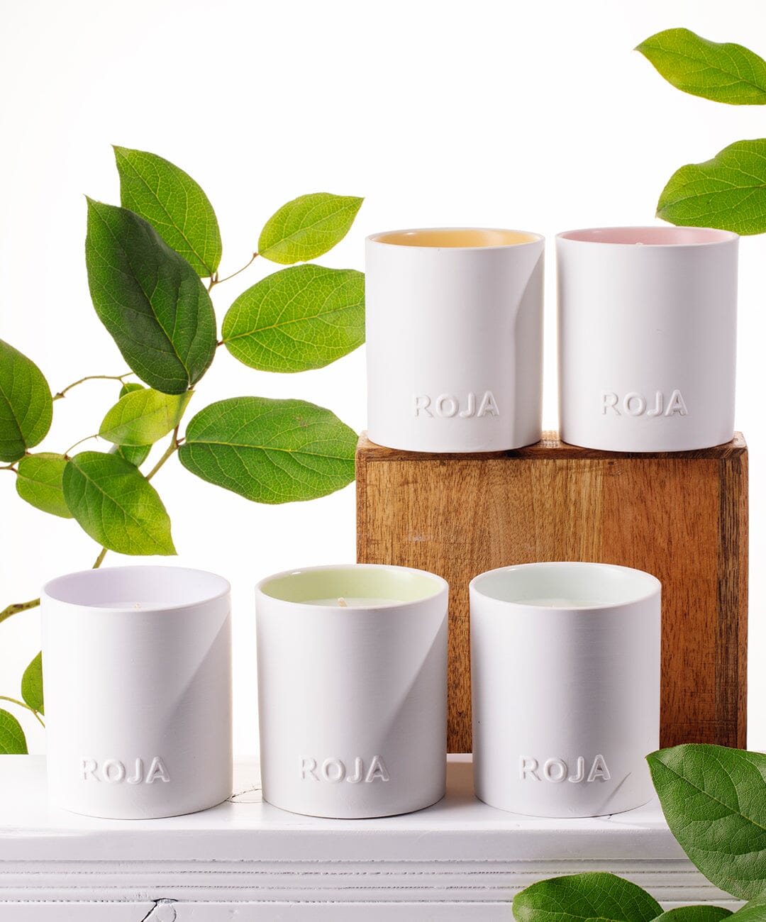 Dawn In The Rose Garden Candle Roja Parfums 